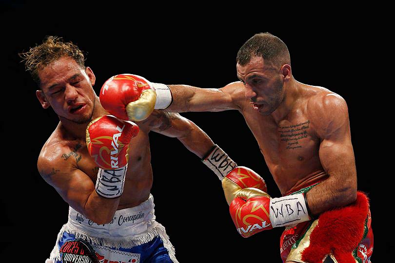 “Kal” outboxed Concepcion and dropped the former champion in round 10. (Photo: Reuters)
