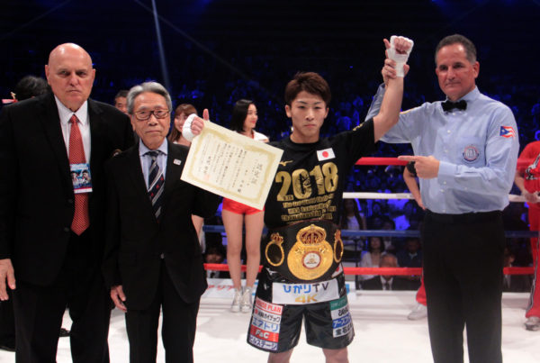 Inoue Stops McDonnell to Become Bantam Champ. Photo: Sumio Yamada.
