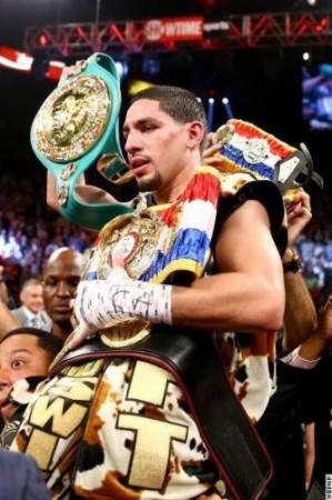 Picture of the day: Danny Garcia retains Super Lightweight titles