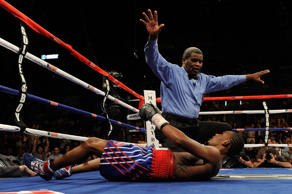 Robert Byrd será arbitro de disputa de título interino peso crucero