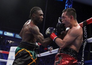 Photos: Walters annihilated Donaire