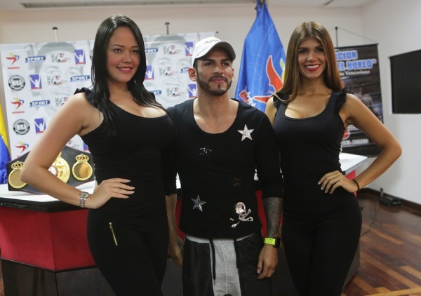Ídolos del Boxeo venezolano serán coleccionables