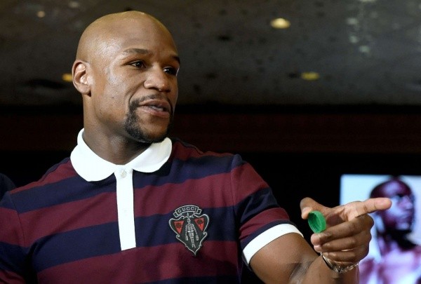 Floyd Mayweather - Boxer of the month 09-2015