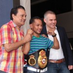 “Nica” Concepción recibió faja de campeón