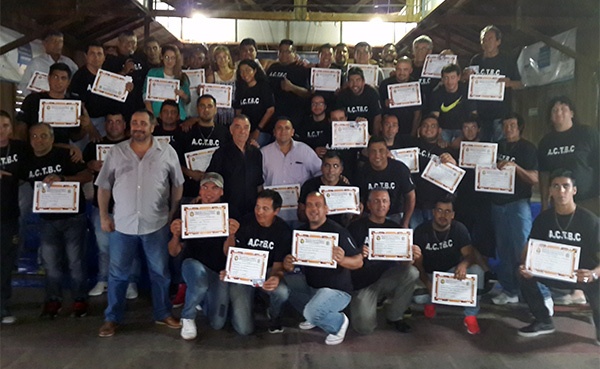 Asociación Civil de Técnicos de Boxeo en Córdoba graduó a 53 entrenadores