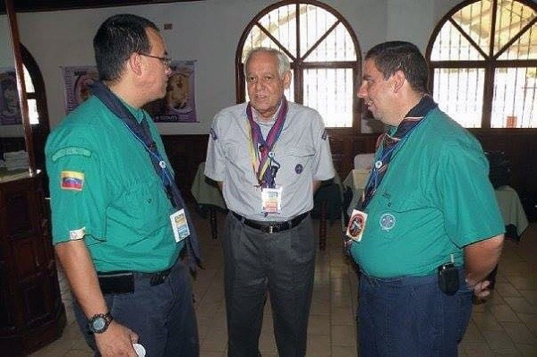 Gilberto Mendoza y su pasión por los Scouts