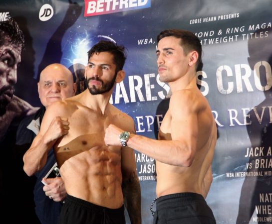 Linares and Crolla are on weight