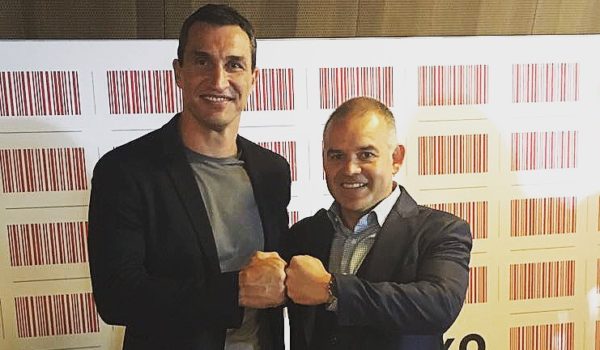 Gilberto Jesús Mendoza acompañó a Klitschko en relanzamiento de su marca