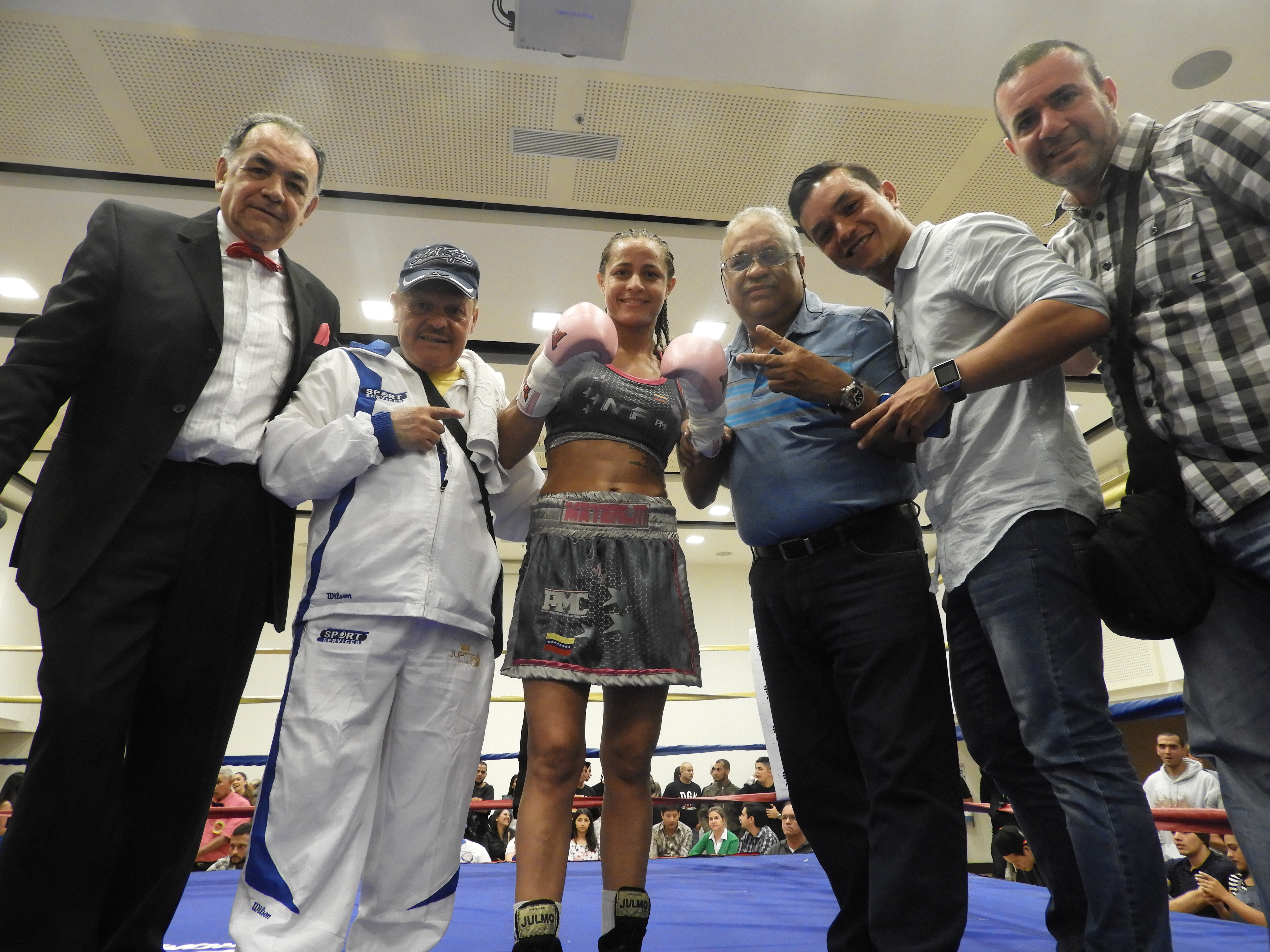 Medellin enjoyed a night of professional Boxing