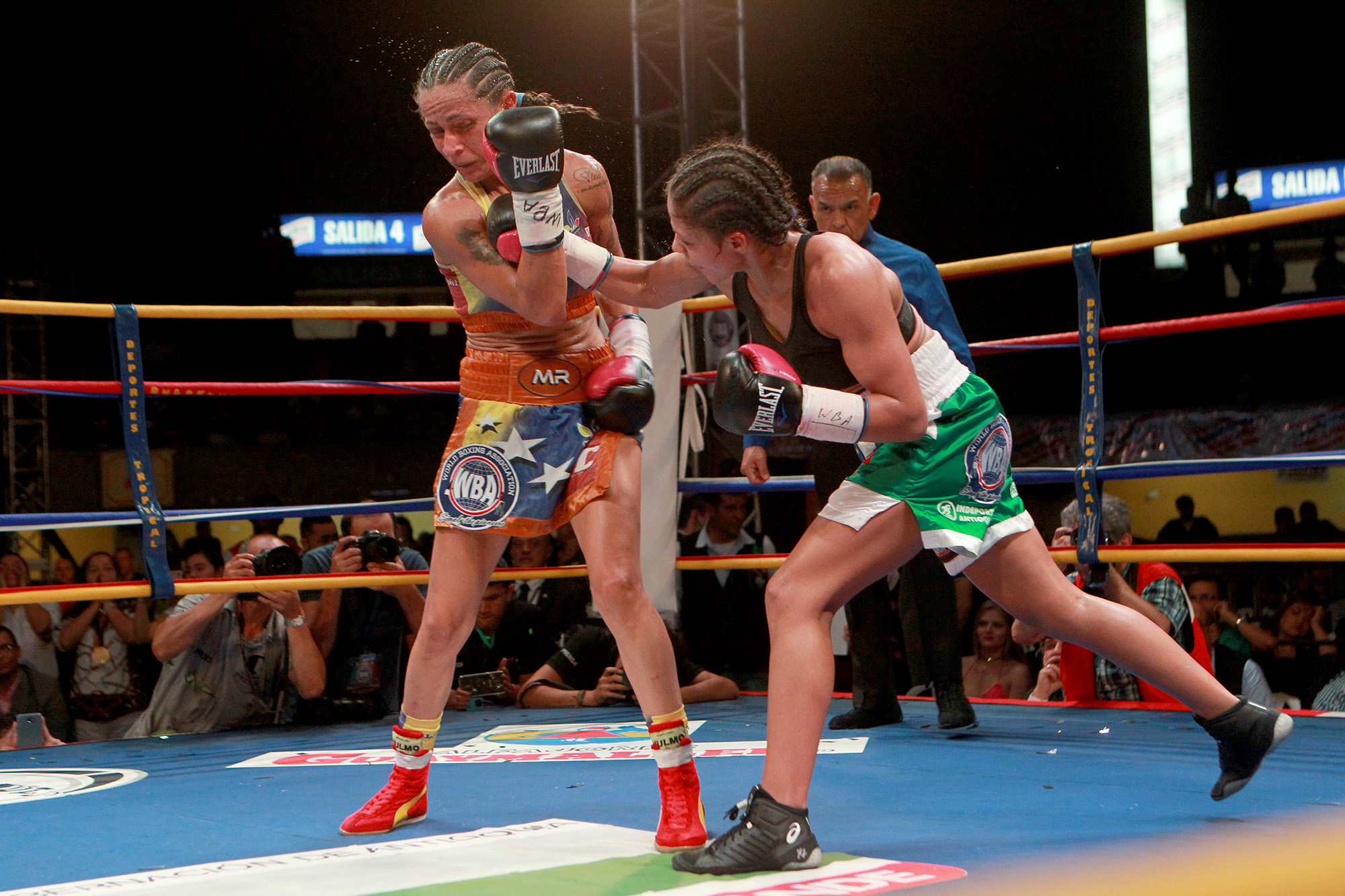 Rivas Retains Her Bantamweight Title – World Boxing Association