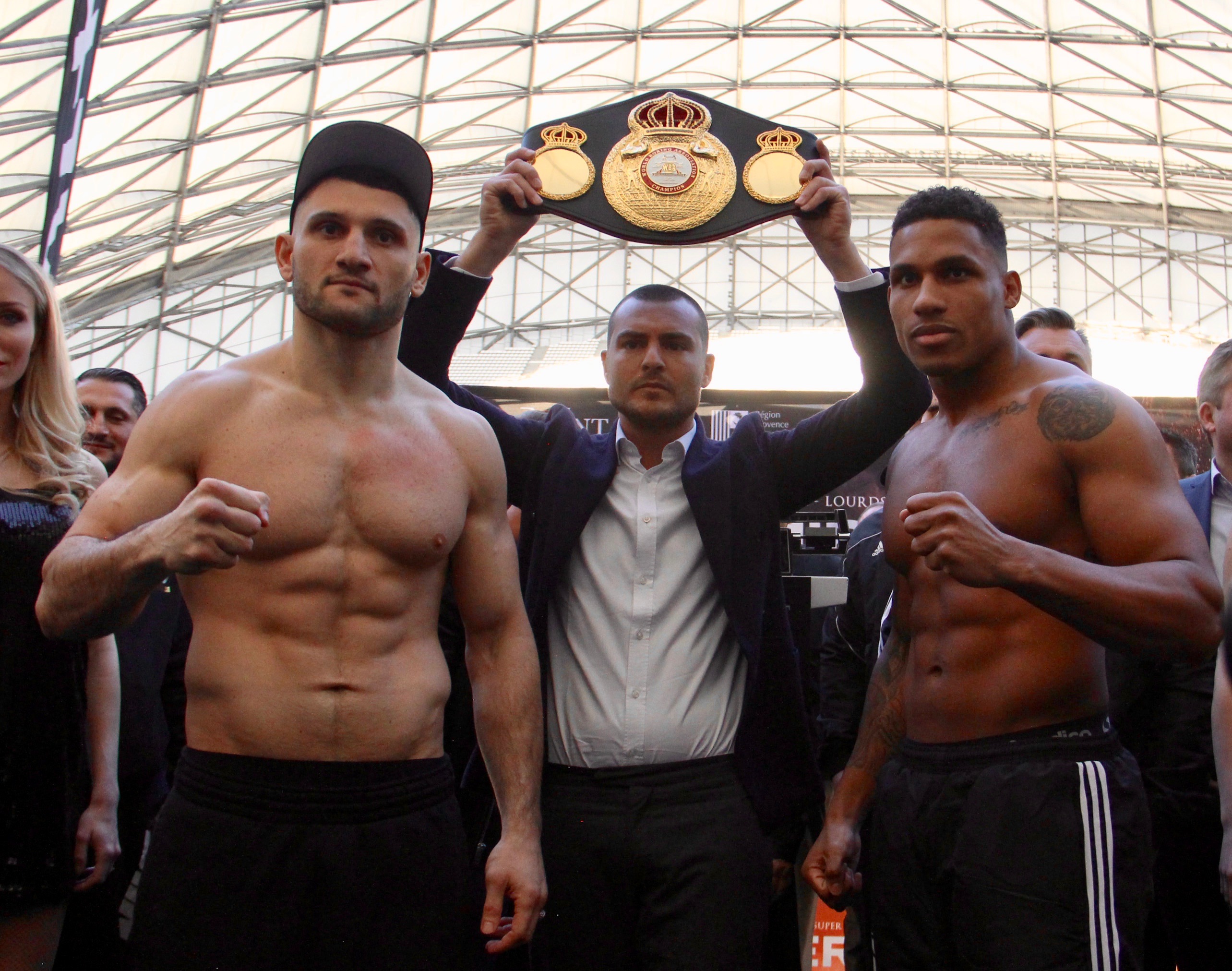 Merhy and Goulamirian make weight for their fight in Marseille