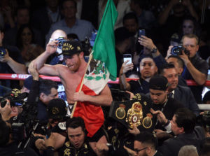 Canelo wins MD to become new WBA Super Champion