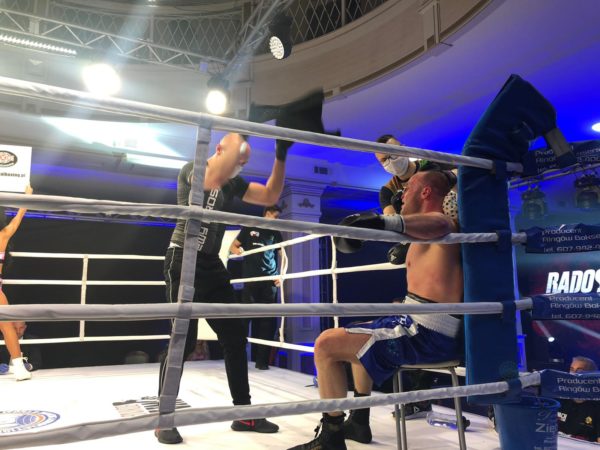 Wach beat Johnson in Poland