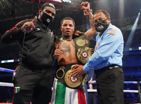 "The Tank" Davis knocked out Santa Cruz and became a boxing star in Texas