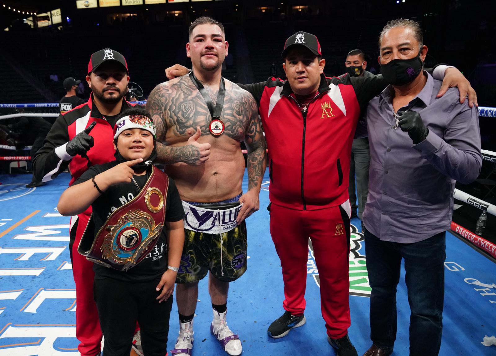 Ruiz beats Arreola by UD in Carson and ends 16-month inactivity