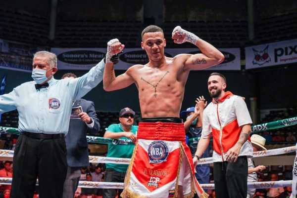 Correa knocked out Acosta and is the new WBA-Fedecaribe Champion