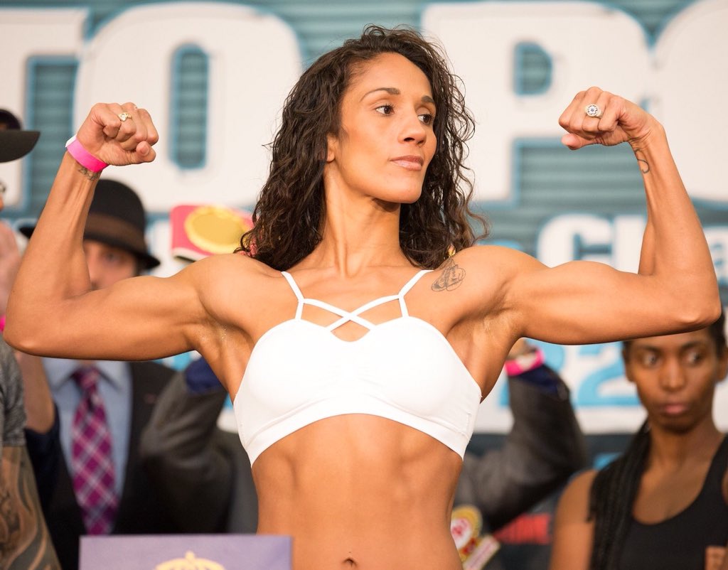 Amanda Serrano, BWAA Boxer of the Year 2021