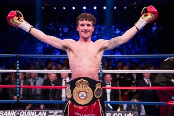 Davies Jr. defends his WBA-Continental belt against Molina on May 21st 