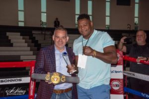 Mendoza: “Los boxeadores cubanos tienen su casa en la AMB”