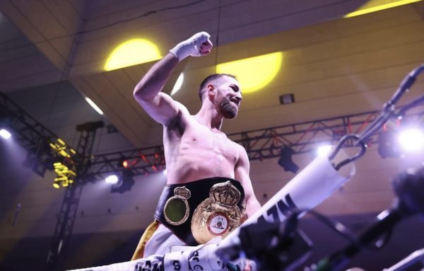 Martin shined in Barcelona and is the new WBA-International Champion 
