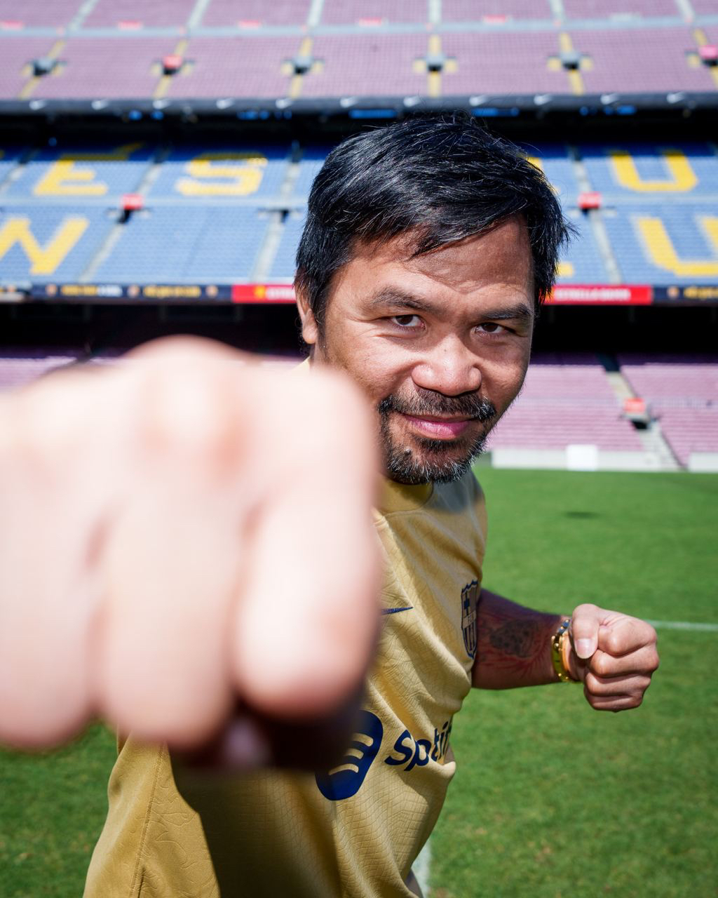 Pacquiao visited Barcelona F.C. 