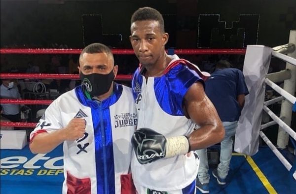 Vicente retained his WBA-International crown in Panama 