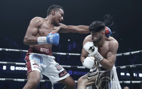 Azim dominates Reyes and becomes the new WBA Continental champion 