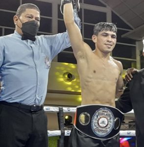 Carrillo retained his Fedelatin title against Garcia in Panama