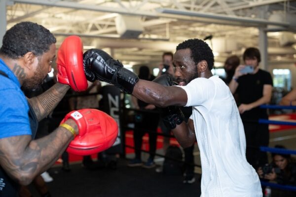 Spence and Crawford held public workouts 