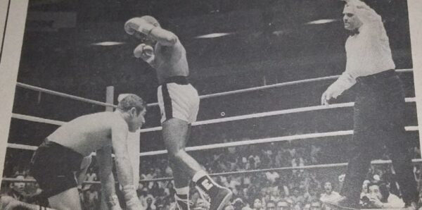 50 years of the first Panamanian referee’s participation in world title fight