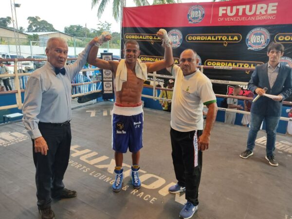 Prospect Geremi Vera closes the year in style in the WBA Future Venezuela 