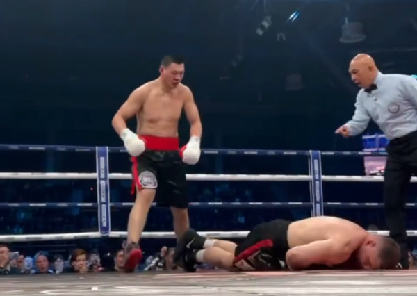 Zhang knocks out Romanov in WBA eliminator 